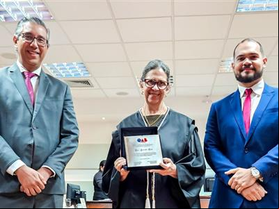 Foto da Notícia: OAB-MT homenageia desembargadora Maria Aparecida Ribeiro